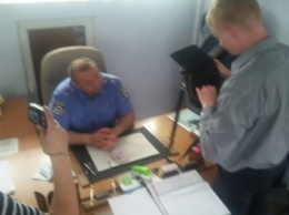 На Черниговщине задержали командира ГАИ, который регулярно требовал дань с подчиненных (фото)