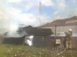 На Тернопольщине горели склады