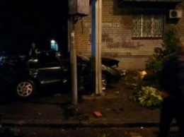 Ночью на набережной Днепропетровска в ДТП насмерть разбились две девушки