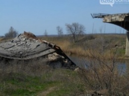 Осенью разрушенный мост в Семеновке откроют, - Жебривский