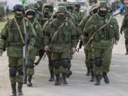 Российские военные в Новоазовске получили из РФ очередную партию просроченных патронов, - разведка