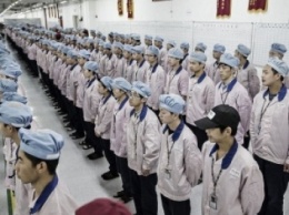 В "казармах" без света и воды: как живут сборщики Apple в Китае (ФОТО)