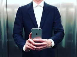 Аноним опубликовал в Instagram селфи с новым iPhone 7