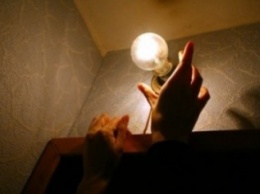 Местные власти Покровска (Красноармейска) предлагают перейти в режим экономии, используя в подъездах энергосберегающие лампы