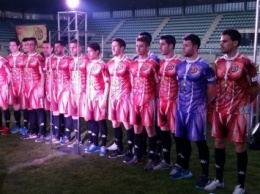 Испанский футбольный клуб оденут в форму с изображением тела без кожи (фото)