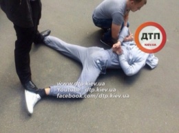 В Киеве полиция поймала братьев-похитителей человека (фото)