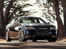 Следующее поколение седана Chrysler 300 обзаведется передним приводом