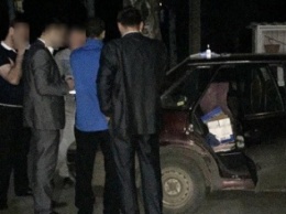 В Донецкой области на взятке попались двое полицейских (ФОТО)