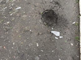 Угроза правоохранителям Киева: злоумышленник бросил взрывчатку на территорию управления полиции