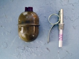 В Мирнограде (Димитрове) пьяный местный житель разгуливал по городу с гранатой в кармане