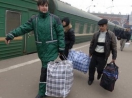 Украинцы массово выезжают на заработки в Польшу