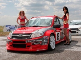 В Тольятти готовят к выпуску спортивный автомобиль для девушек