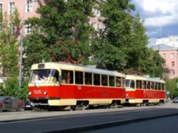 В Днепропетровске трамвай №18 приостановит движение, а №19 изменит маршрут