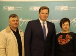 Губернатор Киевской области посетил хоккеистов и фигуристов учебно-тренировочного центра "Ледограй"