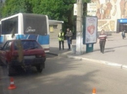 ДТП в Кременчуге: ЗАЗ врезался в маршрутное такси (ФОТО)