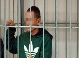 Полиция задержала мужчину, который колол женщин на улицах в Каменце-Подольском
