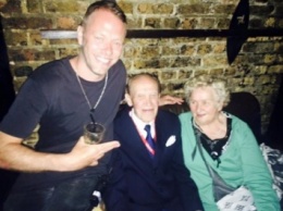 80-летние поляки «порвали» известнейший ночной клуб Лондона (фото)