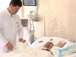 Раненный под Мариуполем разведчик пришел в себя после 4 дней комы (ФОТО)
