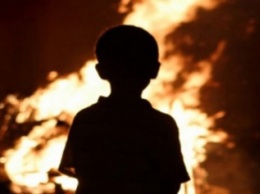6-летний мальчик чудом спасся из загоревшейся квартиры в Павлограде