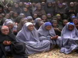 В Нигерии нашли первую из похищенных "Боко Харам" школьниц