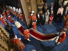 В Британии состоялось торжественное открытие сессии парламента в присутствии королевы