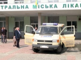 Лисичанская больница получила специализированный автомобиль