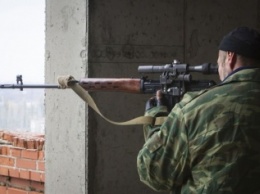 В Станице Луганской снайпер террористов "ЛНР" убил военного ВСУ и ранил его сослуживца