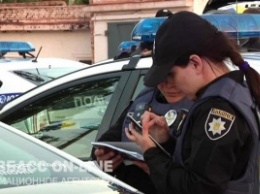 Первые ласточки: патрульные полицейские задержали в Кривом Роге пьяного водителя, совершившего ДТП (фото, видео)