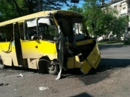 Тяжелая авария в Мариуполе: пострадали бойцы батальона "Шторм"