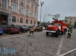 Стало известно, кто поджег офис Национальной полиции в Киеве