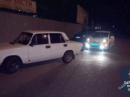 В Одессе грабители автозаправки взяли в заложники кассира