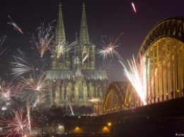 Под Кельнским собором создадут "защитную зону" для празднования Нового года