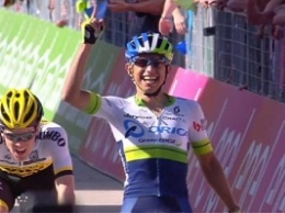 Колумбиец Чавес выиграл 14-й этап "Джиро"