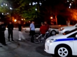 Полиция Евпатории заставила дрифтеров отмывать следы от шин
