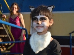 Во главе с майским котом николаевцы спели любимые песни на сказочном корабле (ФОТОРЕПОРТАЖ)