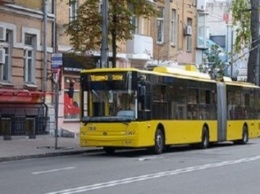 В Киеве восстановлено движение троллейбусов по бульвару Шевченко