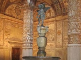 Италия: Фонтан в Палаццо Веккьо открылся после реставрации