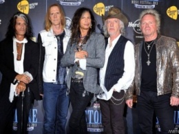 Aerosmith прокомментировали уход Стивена Тайлера из группы