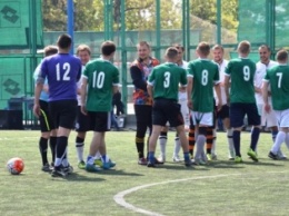 Работники одесских ЖКС сражались за футбольную победу. Фоторепортаж