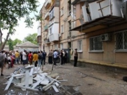 Взрыв в Одессе: жильцов дома переселяют в отели