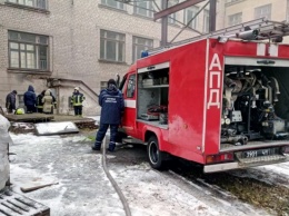 В Днепре произошел пожар в подвале ВУЗа