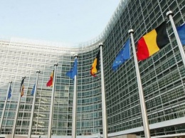 В Еврокомиссии рекомендовали использовать евро в нефтяном секторе