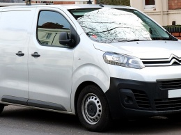 Увидели свет автомобили скорой помощи на базе Citroen Jumpy