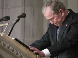 В США состоялись похороны Джорджа Буша-старшего