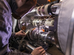 Большой адронный коллайдер остановили на два года