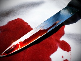 Под Киевом молодая женщина изрезала себя ножом