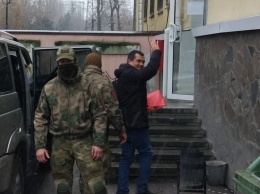 «Суд» в Крыму арестовал адвоката Курбединова