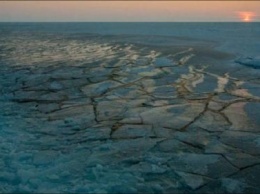 Рост ледяного покрова зимой в арктическом море замедляет снижение: NASA