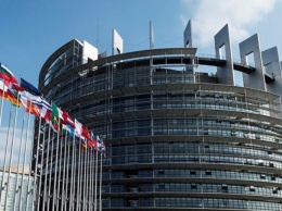 Здание Европарламента закрыли после стрельбы в Страсбурге