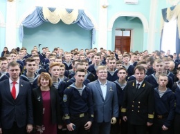 В рамках образовательных проектов МИП Владимир Жемчугов встретился с курсантами ХГМА
